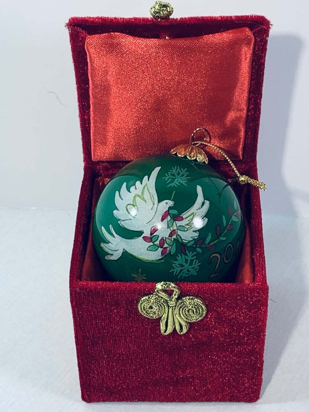 2013 Li Bien Peace Dove W/ Olive Branch Hand Painted Green Glass Ornament Pier 1
